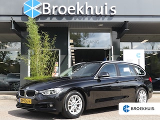 BMW 3-serie Touring 318i M Sport Corporate Lease | NAVI | STOELVERWARMING | PARKEERSENSOREN |