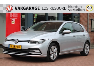 Volkswagen Golf 1.0 eTSI *Life* | Carplay | Adaptive Cruise Control | Camera | Climate Control | Navigatie | PDC | Privacy | Bluetooth |