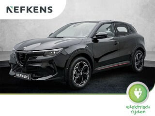 Alfa Romeo Junior EV Elettrica Speciale 54 kWh 156 pk | Navigatie | Achteruitrijcamera | Voorstoelen Verwarmd | Matrix-LED Koplampen | Keyless Entry/Start | Elektrische Achterklep met Sensor | Dodehoek Detectie | Adaptieve Cruise Control | 18" Lichtmetalen Velgen | Apple Carplay/Android Auto |