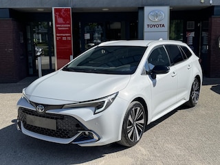 Toyota Corolla Touring Sports Hybrid 140 DYNAMIC NIEUW DIRECT RIJDEN STOELVERW 17'' LM-VELGEN PARK-SENSOREN PRIVACY GLASS KEYLESS CLIMA CAMERA AD-CRUISE APPLE/ANDROID