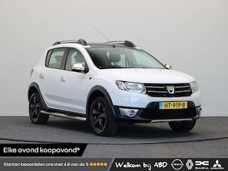Dacia Sandero 90pk TCe Stepway Lauréate | Trekhaak | Navigatie | Cruise control |
