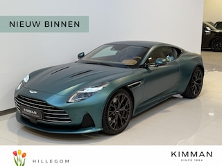 Aston Martin DB12 4.0 V8 | Coupe | Satin Racing Green | 21 velgen Satin Bronze | Incl. BPM