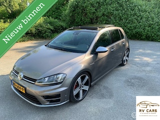 Volkswagen Golf 2.0 TDI GTD R line uitgevoerd hele mooie