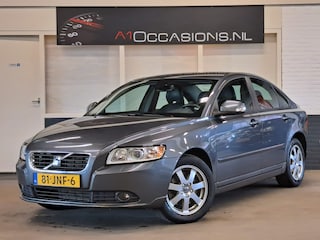 Volvo S40 2.4i Edition II + LEDER + NAVI !!
