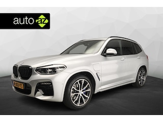BMW X3 xDrive30e M-Sportpakket / Trekhaak / Panoramadak / Leder / Camera / HIFI / Parkassist / Alu wielen 20 inch