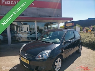 Ford Fiesta 1.3-8V Style nap airco lm velgen