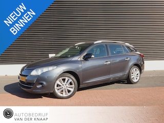 Renault Mégane Estate 1.4 TCe Bose | Clima | Cruise | Navi | Leder/Stof | PDC V+A | Keyless |