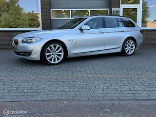BMW 5-serie Touring 520d High EXE AUT PANO/ECC-AIRCO/LEDER