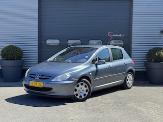 Peugeot 307 1.6-16V XS Premium APK T/M 1-26 | Climate Control | Cruise Control | Trekhaak |