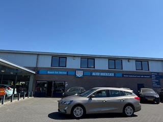 Ford Focus Wagon 1.5 EcoB 110kw | Titanium Business | Navi | Carplay | Trekhaak