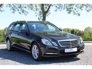 Mercedes-Benz Estate 200 Automaat Avantgarde - Youngtimer!