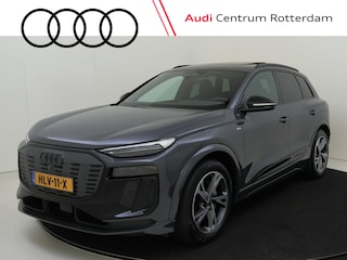 Audi Q6 e-tron S edition 83 kWh | Panoramadak | Trekhaak | Sportstoelen | 20 inch LM velgen | Navigatie