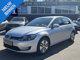 Volkswagen Golf STOELVERWARMING | KEYLESS | RIJKLAAR INCL. 12 MND. BOVAGGARANTIE