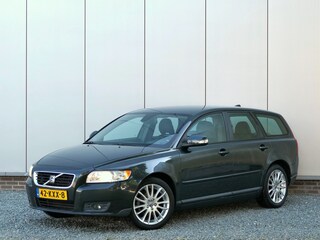Volvo V50 2.0 Sport Trekhaak / High performance sound / Navi