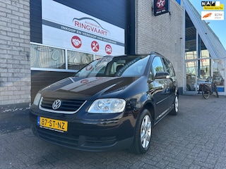 Volkswagen Touran 1.9 TDI Business Met 1 Jaar APK