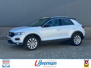 Volkswagen T-Roc 1.5 TSI SPORT  DSG 150pk ACC Trekhaak Navi Virtual cockpit  Carp