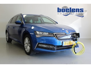 Skoda Superb Combi 1.4 TSI iV Business Edition Plus | 17'LMV | WEGKL-TRHAAK | CLIMA | STOEL-VERW | CAMERA | CARPLAY | PDC |
