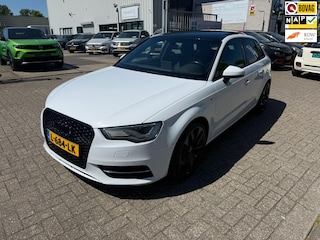 Audi A3 Sportback 1.4 TFSI CoD Ambition Pro Line S-Line, Pano, Navi