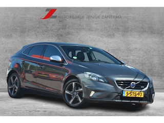 Volvo V40 1.6 D2 R-Design | Navigatie | Sportstoelen | PDC | Stand-kachel | Cruise | NL auto!! |