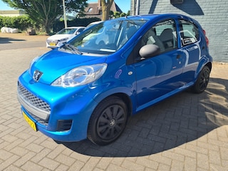 Peugeot 107 1.0-12V XR Airco lage kmstand