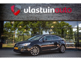 Opel Astra 1.4 Turbo GT