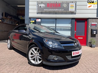 Opel Astra TwinTop 1.8 Temptation Black