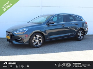 Hyundai i30 Wagon 1.5 T-GDi MHEV Premium / Trekhaak Afneembaar (1400 KG) / Lederen Bekleding / Stoelverwarming & Ventilatie / Keyless Entry & Start / Navigatie + Apple Carplay/Android Auto /