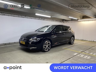 Volkswagen Golf 1.5 TSI Style 130 pk | Navigatie | Parkeersensoren | Adaptieve cruise control | LED koplampen | Stoelverwarming |
