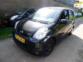 Daihatsu Cuore 1.0 Trend 5-deurs 139.000km ZO MEENEMEN INRUILKOOPJE