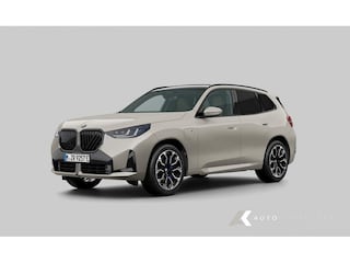 BMW X3 30e xDrive M Sport Pro | Panorama | Ventilatie | Head-Up | Iconic glow | H/K | Keyless | Trekhaak | 360° | Driving Ass. Plus | 20' Inch |