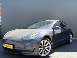 Tesla Model 3 BWJ 2019 Long Range 351 PK AWD 75 kWh NIEUW BINNEN! LEER / CLIMA / AUTOPILOT / CRUISE / LMV / PDC / PANORAMADAK / STOELVERWAMING