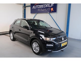Volkswagen T-Roc 1.0 TSI Style - N.A.P. Airco, Cruise, PDC, Navi.