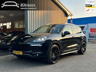 Porsche Cayenne 3.0 S E-Hybrid |Pano|Luchtvering|Lane assist|Comfort Seats|21 inch|Bose|Dealer/garage|