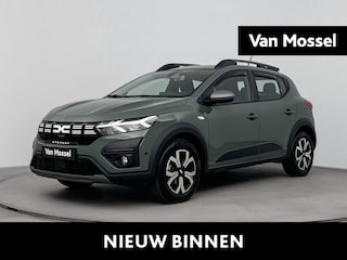 Dacia Sandero Stepway 1.0 TCe 90Pk Expression | Schuif/-kantel dak | Parkeersensoren | Achteruitrijcamera | Apple & Android Carplay | Navigatie | Climate Control | Automatische Verlichting & Regensensoren |