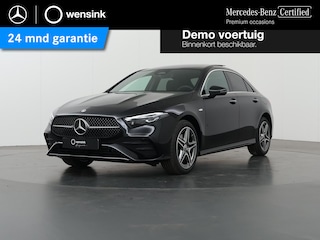 Mercedes-Benz A-klasse 250e Business Solution AMG | Panoramadak | Sfeerverlichting | Achteruitrijcamera |