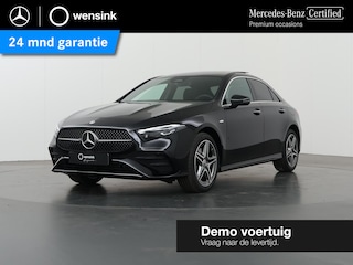 Mercedes-Benz A-klasse 250e Business Solution AMG | Panoramadak | Sfeerverlichting | Achteruitrijcamera |