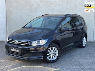 Volkswagen Touran 1.4 TSI DSG 7P Pano Navi Carplay Cruise