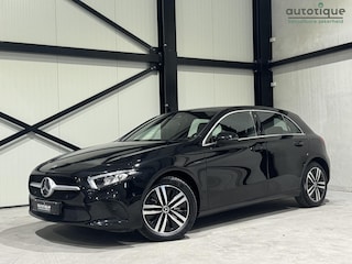Mercedes-Benz A-klasse 250 e Urban Aut. | navi | leder | sfeerverlichting | trekhaak |
