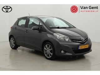 Toyota Yaris 1.3 VVT-i Dynamic | Origineel NL | Trekhaak | Keyless | Navigatie | 16 inch | Clima| Cruise | Camera