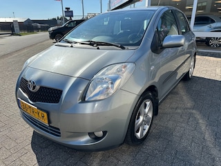 Toyota Yaris 1.3 VVTI Luna