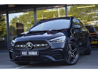 Mercedes-Benz GLA 200 AMG Led Panorama Widescreen Sfeer Camera Trekh. Augmented Pdc