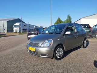 Toyota Yaris 1.3 VVT-i Sol !! 90.000 KM + BOEKJES !!