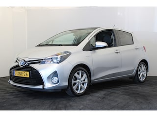 Toyota Yaris 1.5 Hybrid Dynamic |Pano|Navi|