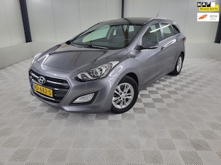Hyundai i30 Wagon 1.6 CRDi Business Edition, Automaat, Camera, Trekhaak, Navigatie, Euro 6