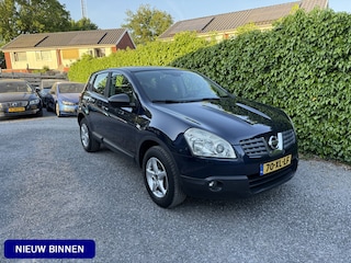 Nissan Qashqai 1.6 Acenta | Autom. Airco | Cruise Control | LMV | PDC | Trekhaak | APK tot 17-11-2025!