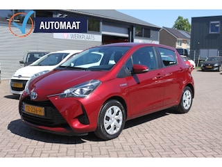 Toyota Yaris 1.5 Hyb. Active, trekhaak afneembaar, aur camera.
