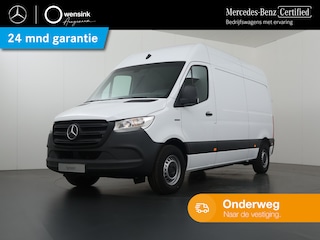 Mercedes-Benz Sprinter L2H2 41 kWh | Bluetooth | Parkeercamera | Stoelverwarming | 3-zits | Certified