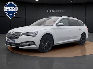Skoda Superb Combi 1.4 TSI iV Laurin&Klement | Pano dak | Leder | Trekhaak | 19"| Stoelventilatie-/Verwarming | Navigatie | Camera |