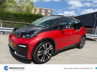 BMW i3 S 120Ah 42 kWh | Warmtepomp | Schuifdak | Harman Kardon | Stoelverwarming |