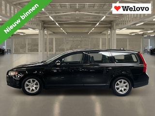Volvo V70 2.5T Kinetic Rijklaar+garantie, leder interieur, navigatie....